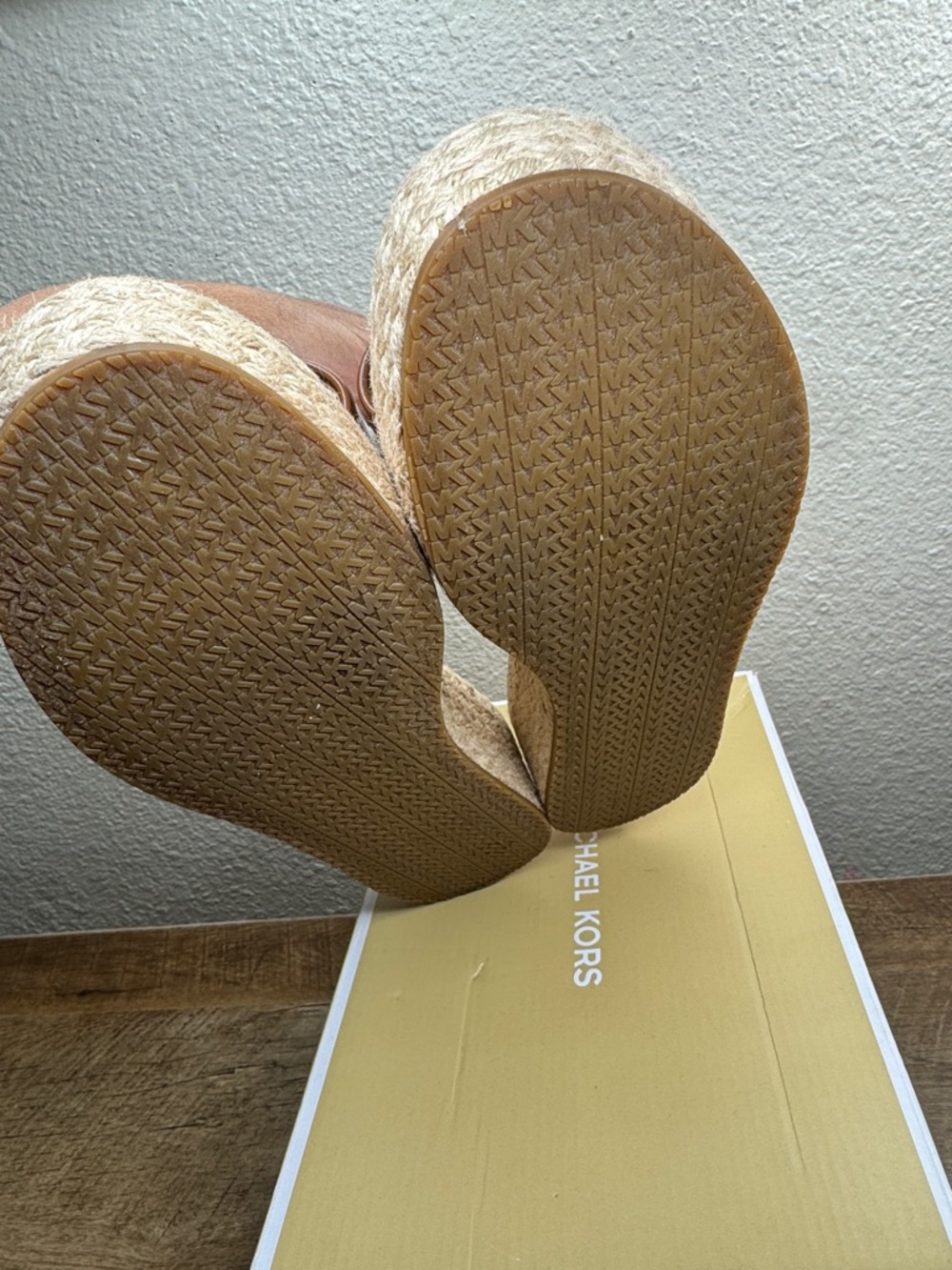 Michael Kors Sadler Tan & Cream MK Logo Espadrille Platform Slides - Picture 3 of 4